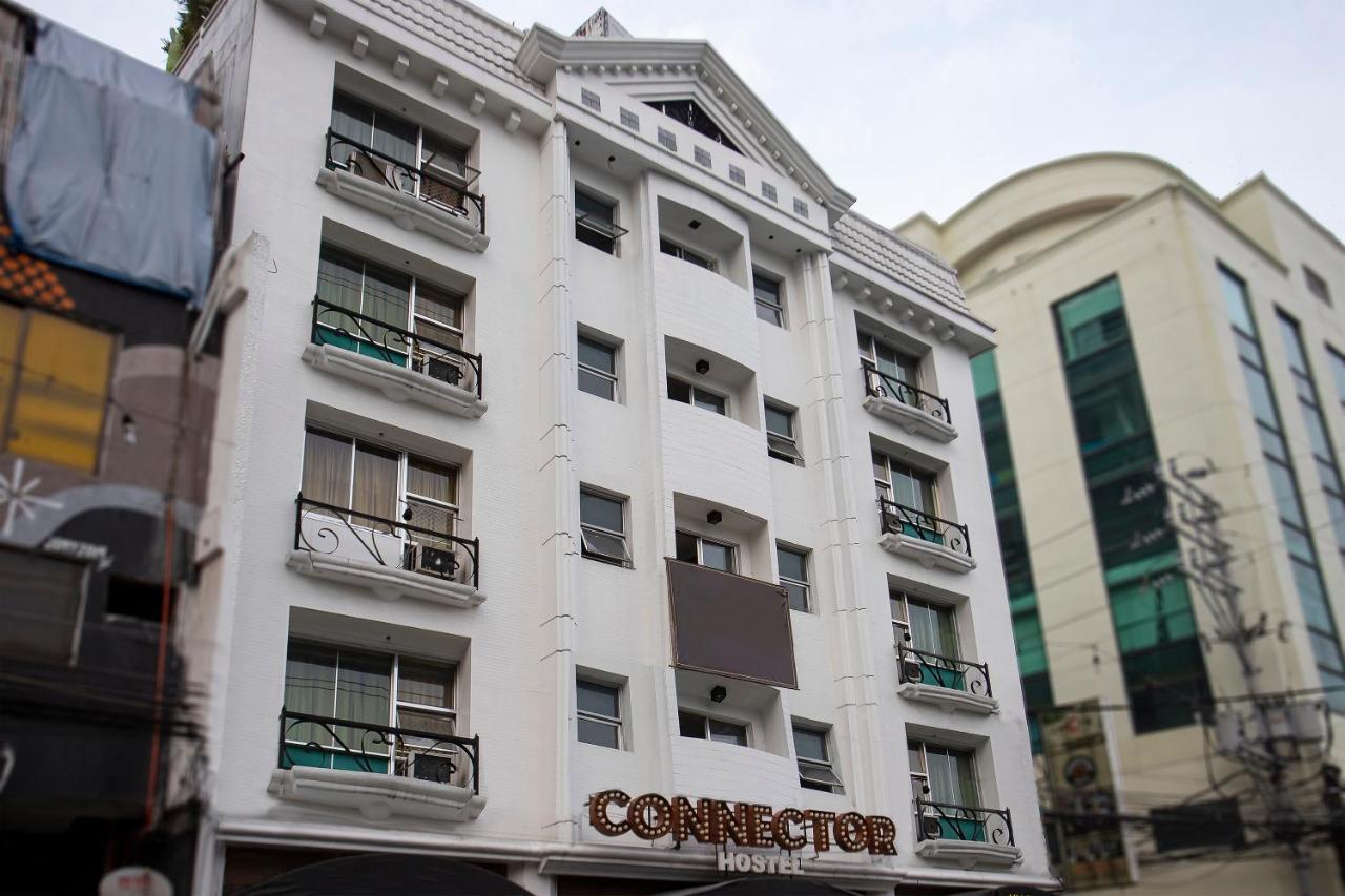 Oyo 821 Connector Hostel Makati City Dış mekan fotoğraf