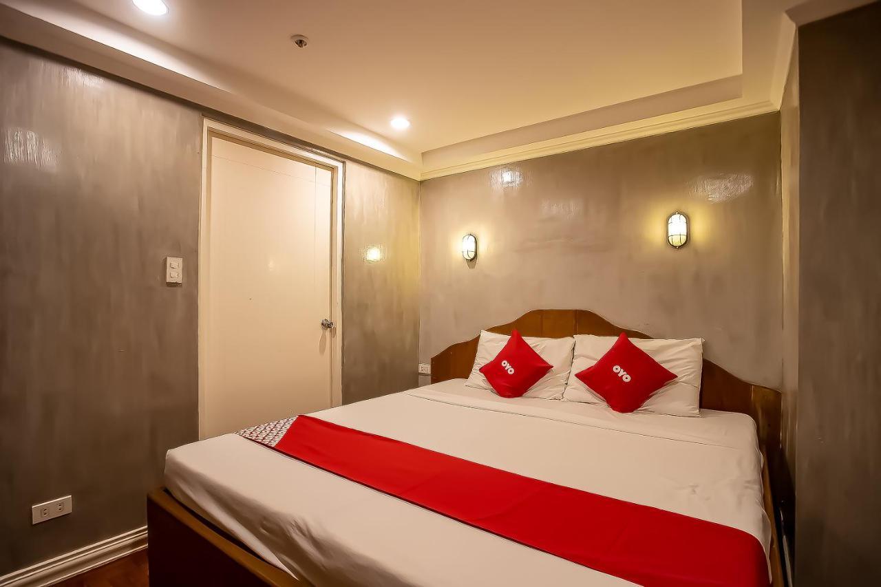 Oyo 821 Connector Hostel Makati City Dış mekan fotoğraf