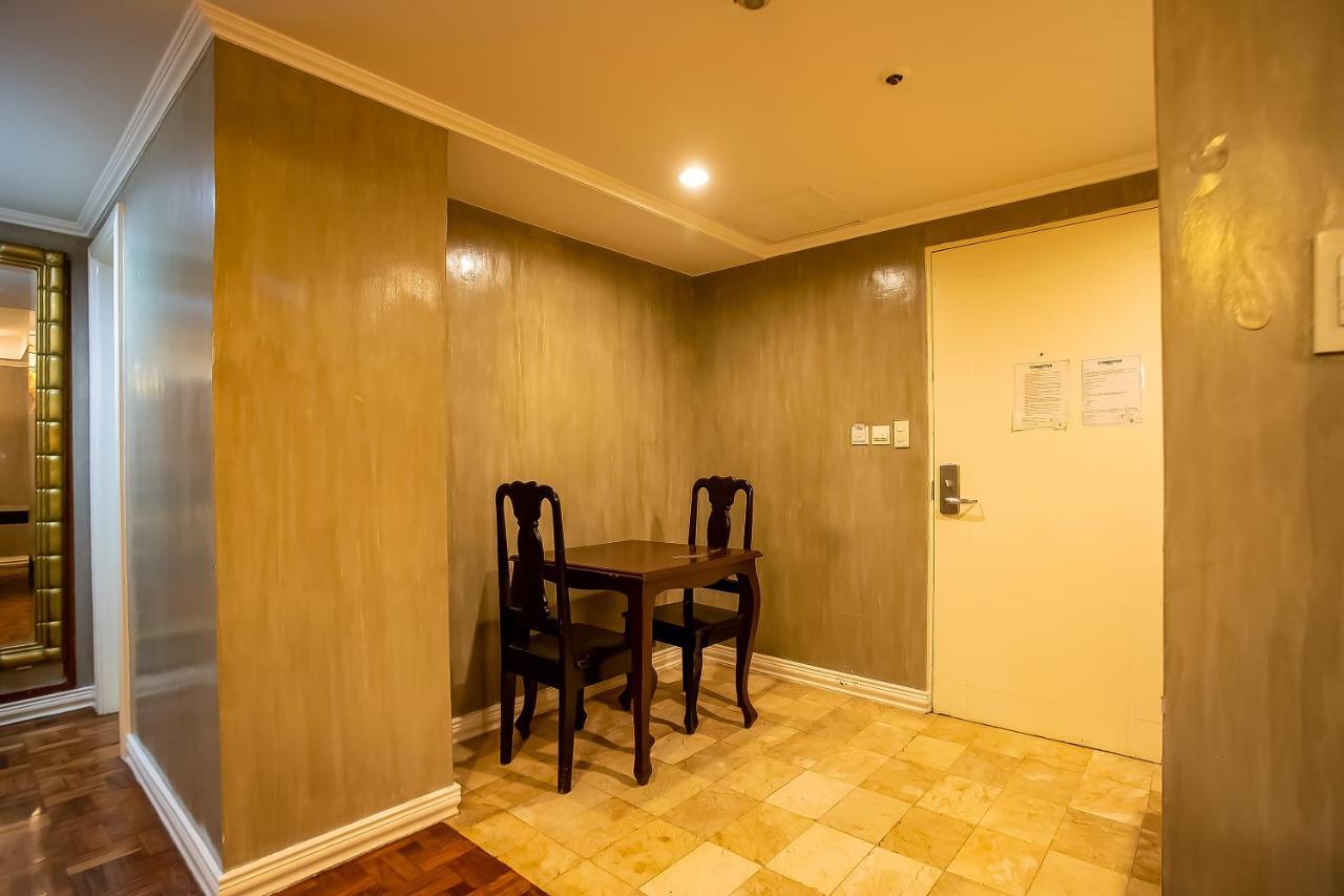 Oyo 821 Connector Hostel Makati City Dış mekan fotoğraf